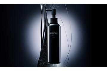 SHIRORU、角栓もメイクもオフする「クレンジングオイルブラック」登場 画像