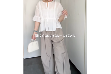 【GU】レースフリルブラウスで顔まわり華やかに。甘さを抑えた大人のワントーン【40代の毎日コーデ】 画像