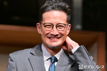松岡昌宏、座長ぶり明らかに 共演者「男気と兄貴感の一言に尽きる」【はがきの王様】 画像