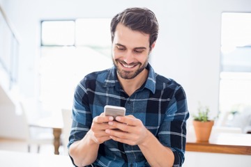 こんな男はブロックでOK！  LINEで見抜く「女性を大事にしない男性」の特徴とは 画像