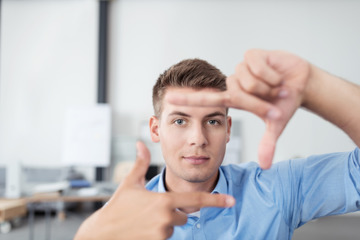 え、そこなの!? 男性がチェックしている「ムラっと来る」40代独女のカラダって？ 画像
