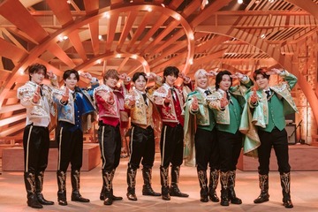 Mrs. GREEN APPLE＆M!LK「好きすぎて滅！」コラボ歌唱 “8年来の仲”大森元貴＆佐野勇斗の初解禁エピソードも【テレビ×ミセス】 画像
