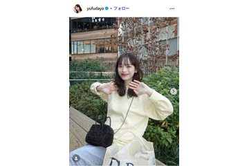 第1子出産のサッカー日本代表・上田綺世選手の美人妻、娘との2ショット公開「すでに美人さん」「すっかりママの顔」と反響 画像