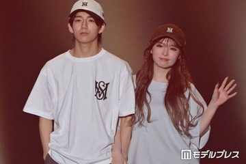 「今日好き」ゆいはるカップル、交際4周年記念報告 密着2ショットに「美男美女で目の保養」「手添えてるのキュン」の声 画像