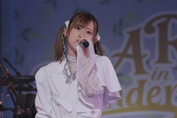 【独占】高橋李依、“Wonderland”の案内人として描いた現在地　2ndワンマンライブ「A Rie in Wonderland」で示した、アーティストとしての進化 画像