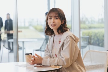 長濱ねる、“笑顔”と“涙”の対照的な表情披露 中島健人主演映画「ラブ≠コメディ」場面写真公開 画像