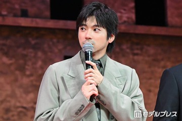 山田裕貴、1人だけ“衣装違い”？共演者からツッコまれ慌てふためく【キングダム 魂の決戦】 画像