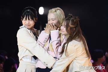 「今日好き」莉那・田中陽菜、笑顔全開ランウェイ 田中陽莉と密着で歓声浴びる【学生ランウェイ名古屋】 画像