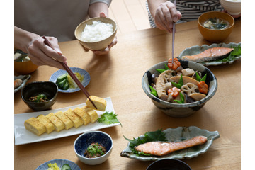 あぁ～、人が作ったご飯が食べたい！「手料理」にホッとして、無性に恋しくなるのはなぜ？ぼっちの寂しさを癒やしタイムに変換できる「ソロ飯」術 画像