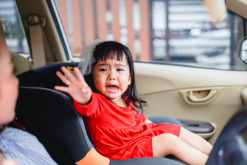 「パパ、怖い」子どもが泣いてもアクセルを踏み続けた夫。危険運転で家族を支配するモラハラの実態 画像