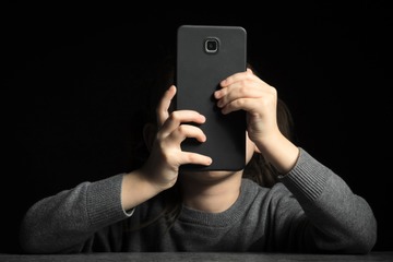 「スマホ＝悪」と決めつけた先に待つ未来とは？「スマホを取り上げる」以上に大人が気をつけることとは 画像