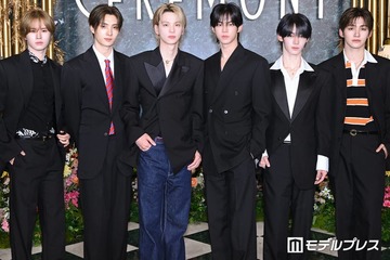 TWS、一気にイメチェン 集合ショットに「全員ビジュ強すぎる」「さらに魅力が増してる」と反響 画像