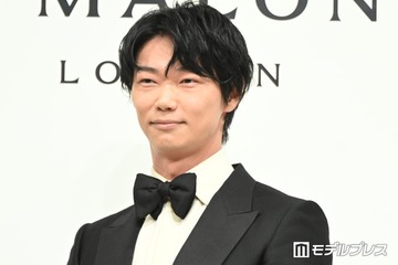 笠松将、雰囲気一変金髪ショット公開「ギャップにびっくり」「色気が増してる」と反響 画像