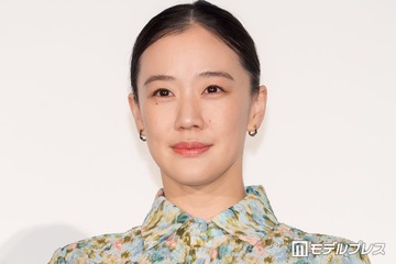 蒼井優、街中で自身のポスターと遭遇した娘が予想外の反応「可愛すぎる」「子どもならではの視点」と話題 画像
