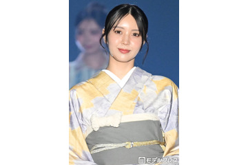小林由依、上品なイエロー×グレー浴衣姿 リボンの帯がアクセント【TGC新潟2026】 画像