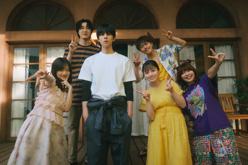 橋本環奈×チェ・ジョンヒョプ「バカンスの法則」、ILLITのJapan 2nd Singleがオープニング曲に決定 画像