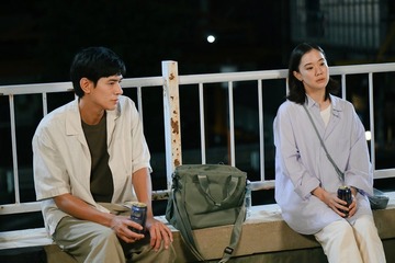 【Tシャツが乾くまで  第4話】咲子（蒼井優）、生きていた夫・充（松山ケンイチ）が帰らないこと悟る 画像
