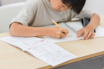 【中学受験】塾での劣等感も成長の糧――小学校受験とは異なる「複雑さ」と「本人の意志」 画像