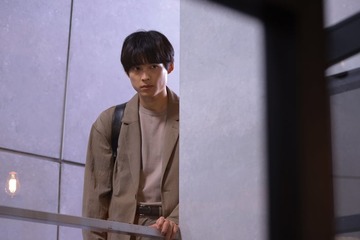 「告白」銀次郎（石黒賢）の秘書、失踪事件の真相判明 25年前の麻里子（岡崎紗絵）誘拐未遂事件との繋がり明らかに 画像