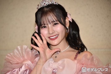 齊藤なぎさ、ほっそり二の腕際立つノースリショットに絶賛の声「デコ出し大人っぽくて新鮮」「言葉失う麗しさ」 画像