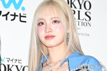 IVEリズ、キャミワンピで美脚＆腕スラリ 自然に囲まれたソロショットに「森の中の妖精みたい」「絵になるとはこのこと」と反響 画像