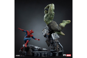 スパイダーマンとハルクのバトルシーンを立体化！1/10スケールスタチューが2027年7月発売へ 画像