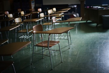 「子どもを足型で強制！？」学級崩壊は「特別なニュースじゃなくなった」。親も気づかない、崩壊の兆しとは【菊池省三先生インタビュー】 画像