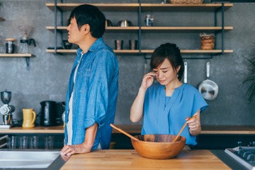 妻の「良かれと思って」に激怒…年収650万「あまのじゃく型モラハラ夫」に追い詰められた42歳妻が下した決断【行政書士が解説】 画像