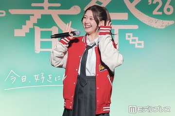 「今日好き」小林ゆあ、美脚＆美肩際立つガーリーコーデ披露「体の半分が脚」「何を着てもレベチに綺麗」の声 画像