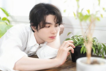 本田響矢「ＧＩＦＴ」共演・山田裕貴へ抱くリスペクト「目で追いかけてしまうくらい」リハ前に自然と溢れた涙の裏側【モデルプレスカウントダウンマガジン】 画像