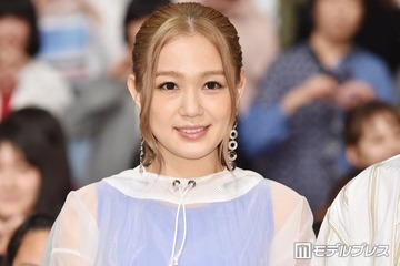 西野カナ、ミニスカ衣装で美脚スラリ「圧倒的なスタイル」「世界観が素敵」とファン歓喜 画像