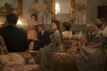 フローレンス・ピュー、最恐で“魅力的”な悪女捉える「エデンの東」本予告＆新場面写真 画像