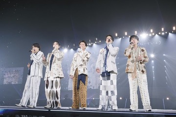嵐、5大ドームツアー密着のドキュメンタリー配信決定 是枝裕和が総監督【5 - 嵐という時間 -】 画像