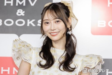 乃木坂46弓木奈於、オフショルプラベコーデ公開「華奢で憧れ」「反則級の可愛さ」の声 画像