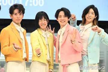 純烈の弟分グループ・モナキ、雰囲気ガラリのタンクトップ＆ショーパン姿披露「昭和アイドルみたい」「みんな脚が綺麗」と反響 画像