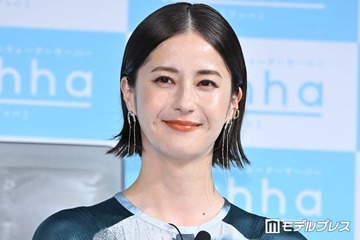 松本若菜、中村ゆりさんとの2ショット添え追悼「優しくてすべてが美しい方」2015年公開の映画「ディアーディアー」で共演 画像