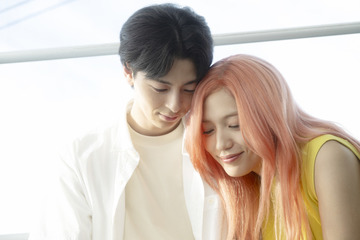 「ピンクだったら、覚えてくれる」…川口春奈、“我が子”への愛が詰まった『ママがもうこの世界にいなくても』場面写真 画像