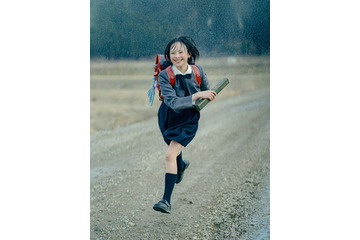 「しばらく余韻が残る」「4人の藤野キョウたちが素晴らしい」『ルックバック』雨のスキップシーン含む“公開後”映像解禁 画像
