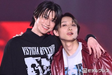BUDDiiS小川史記＆高尾楓弥、仲良く頭コツン「バチイケ」「かっこよすぎる」の声【TGC2026A/W】 画像