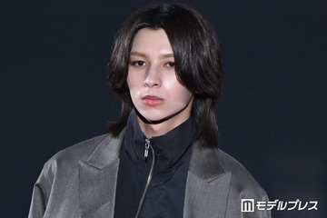 STARGLOW・ADAM、クールな表情で色気放つ「脚長すぎて二度見した」「レベチのスタイル」と反響【TGC2026A/W】 画像