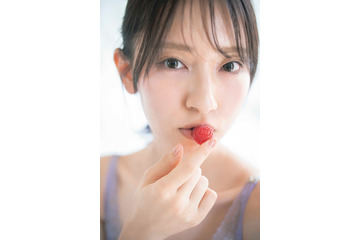 日向坂46金村美玖、絶景・遊園地で多彩な表情 2nd写真集裏表紙4種一挙解禁【機微】 画像