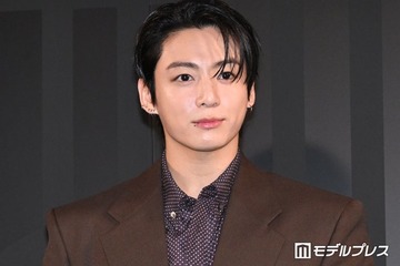 BTSジョングク、フォトコール来場で歓声止まず 階段降り颯爽と登場【HUBLOT NIGHT】 画像