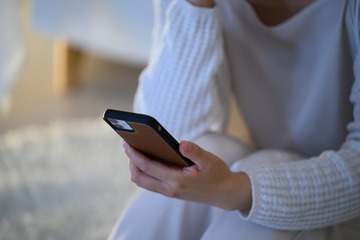 「奥さんが美人と知って、取りたくなった」医師の夫、浮気相手（地雷系20代）は妊娠。51歳の妻がとった行動とは 画像