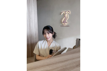 Netflix「ダウンタイム」美人受付役で話題・安田乙葉って？「ノブロックTV」でも注目の女優 役作りの参考は通っている美容クリニック【注目の人物】 画像