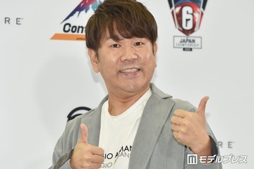 FUJIWARA藤本敏史「手繋いだんほんま何年振りやろ？」娘2人との密着ショット披露「うるっときた」「素敵」と反響 画像