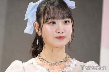 ＝LOVEメンバー、海辺でのミニスカ姿に反響「爽やかで可愛い」「全身のバランスが整ってる」 画像