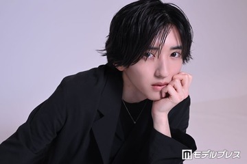 なにわ男子・道枝駿佑「もう一目惚れ」話題の“プラチナブロンドヘア”で挑んだ王子役 撮影中欠かさなかったケアとは【「うるわしの宵の月」インタビュー前編】 画像