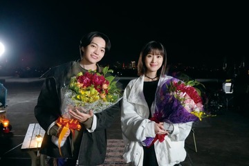 なにわ男子・西畑大吾＆福本莉子、話題の大規模“雨降らし”シーンの裏側 演技スイッチ切り替わる瞬間も【時給三〇〇円の死神】 画像