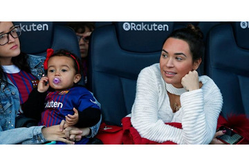 コウチーニョの奥さんはこんな女性 画像