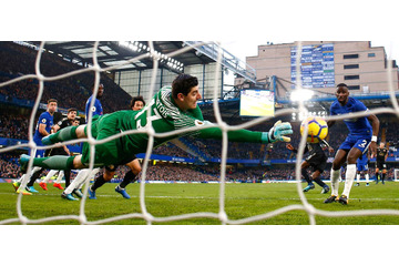 チェルシーGKクルトワ、ファンを批判 画像